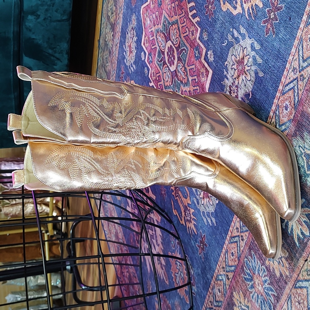 Women's gold metallic cowboy boots SALE - Picture 12 of 12